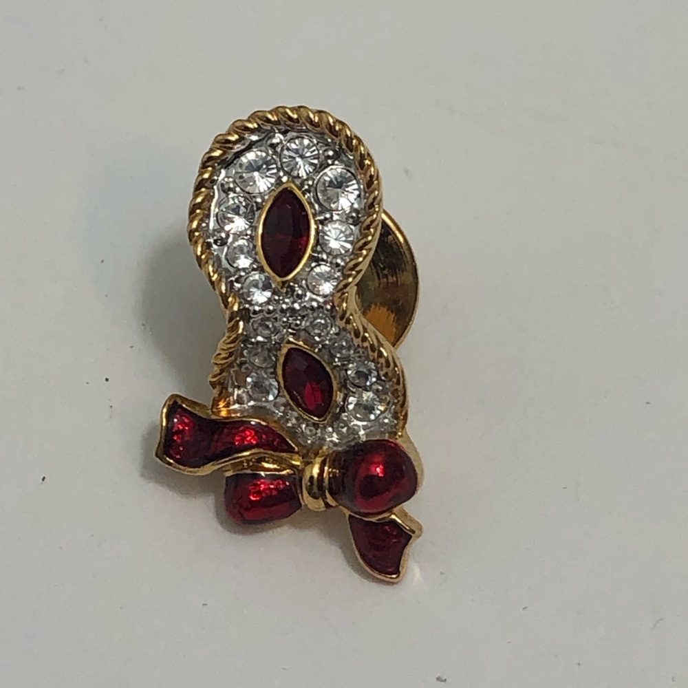 Swarovski Crystal Clear Red Mask Pin Hat Lapel Gold Tone Masquerade